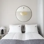Apartamento Yacht Park With Sea View By Lion