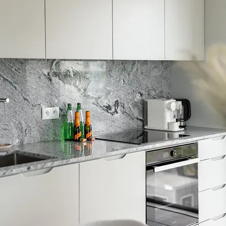 Yacht Park With Sea View By Lion 아파트 그디니아