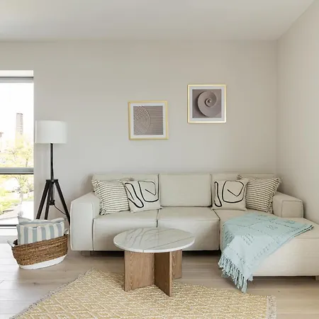 Yacht Park With Sea View By Lion *